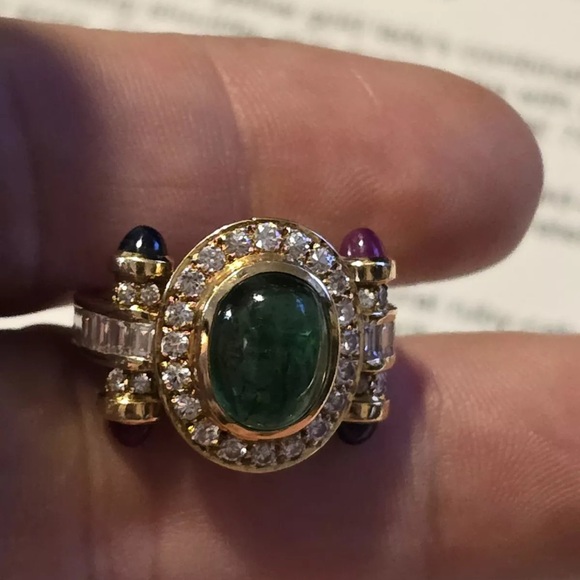 Women's 18kt Gold & Diamonds Halo Ring $13835.00 - Picture 2 of 9